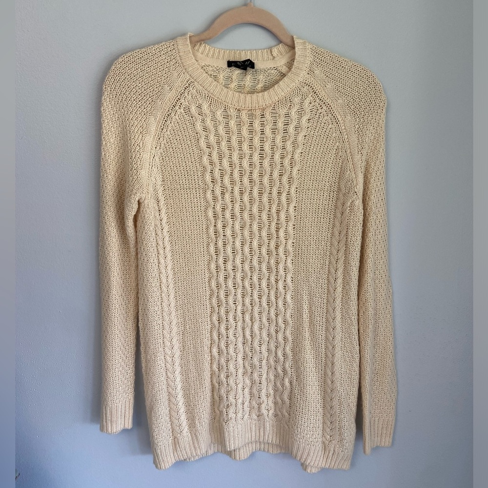Forever 21 Cream Knitted Sweater Size Small